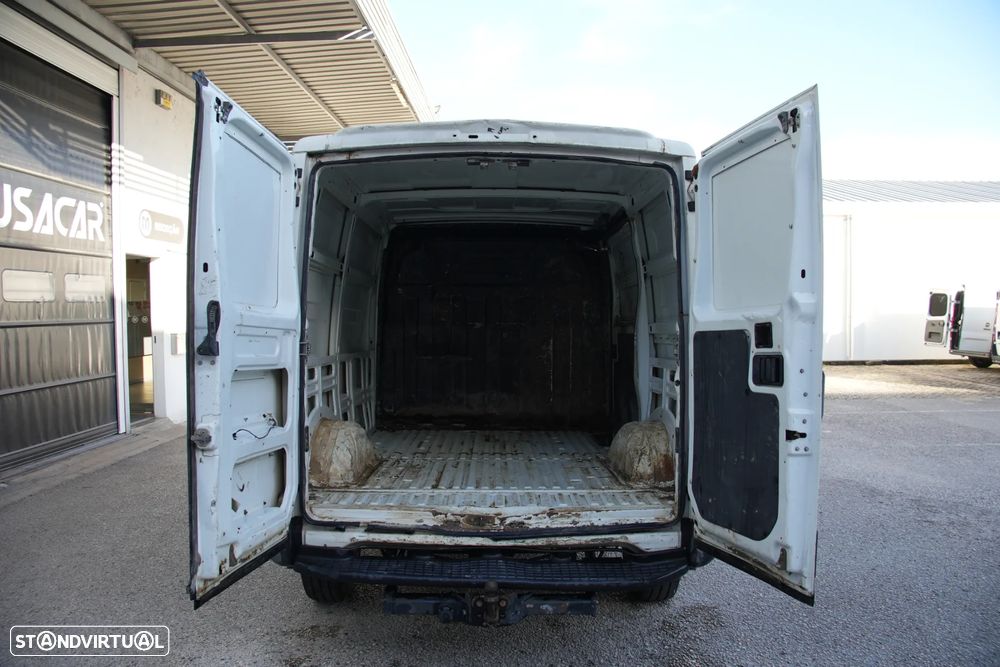 Iveco Daily 35S11 2.3td 106cv - 6