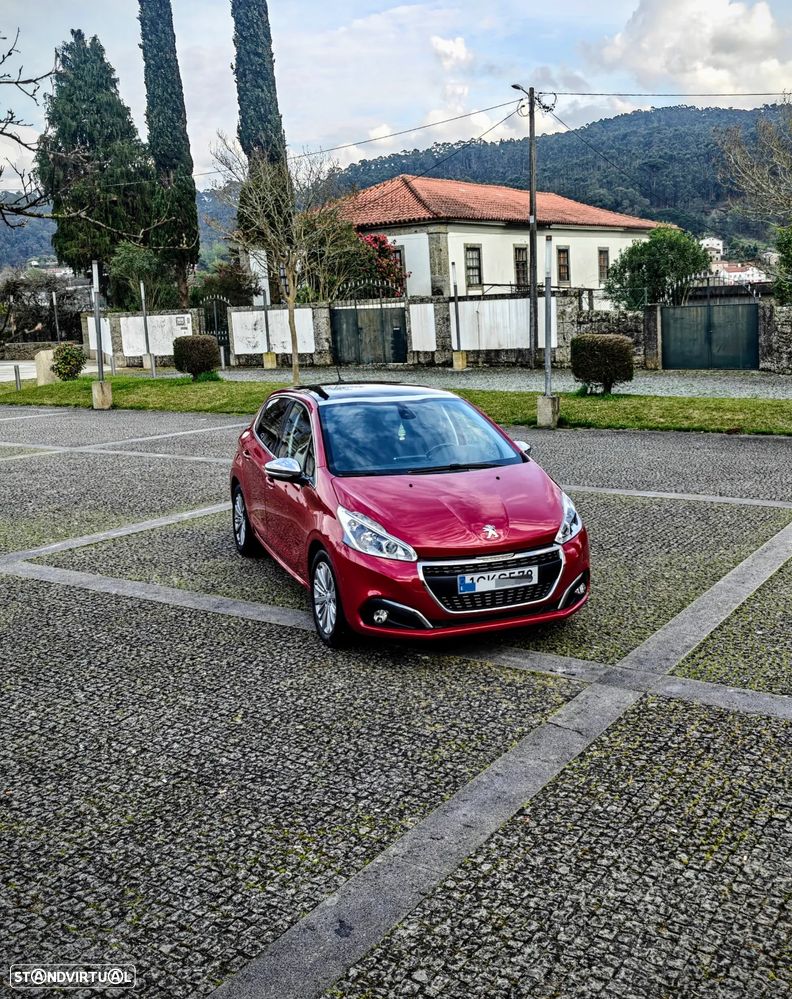 Peugeot 208 1.2 PureTech GT Line - 26