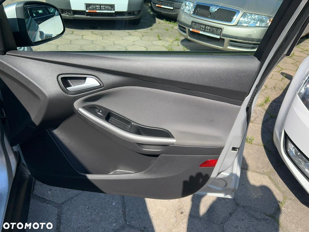 Ford Focus 1.0 EcoBoost 99g Trend - 20