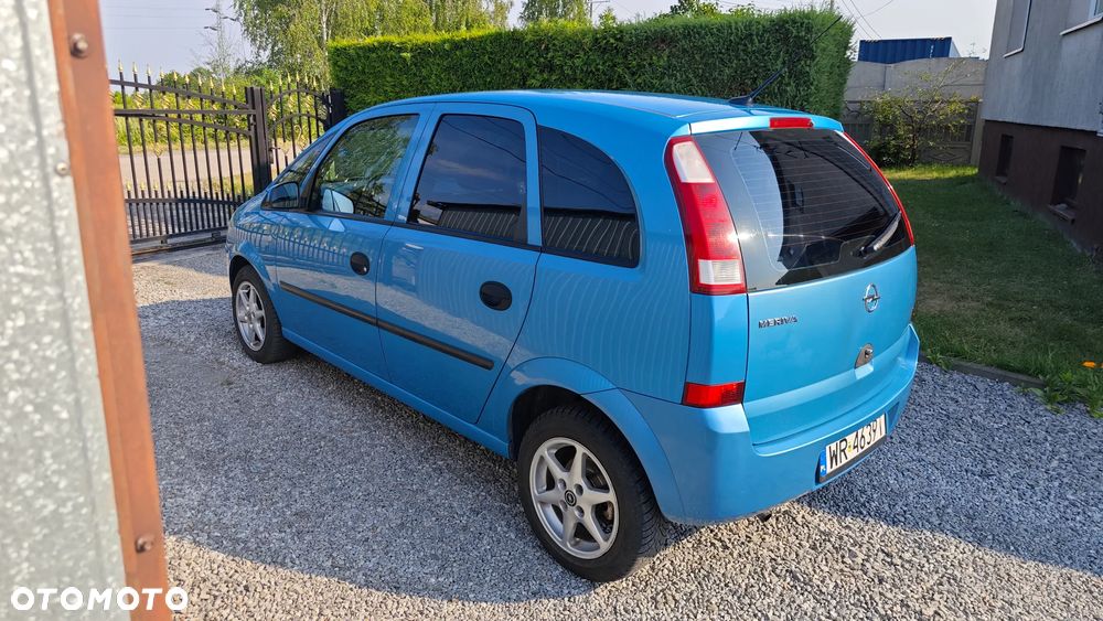 Opel Meriva 1.6 Cosmo - 9