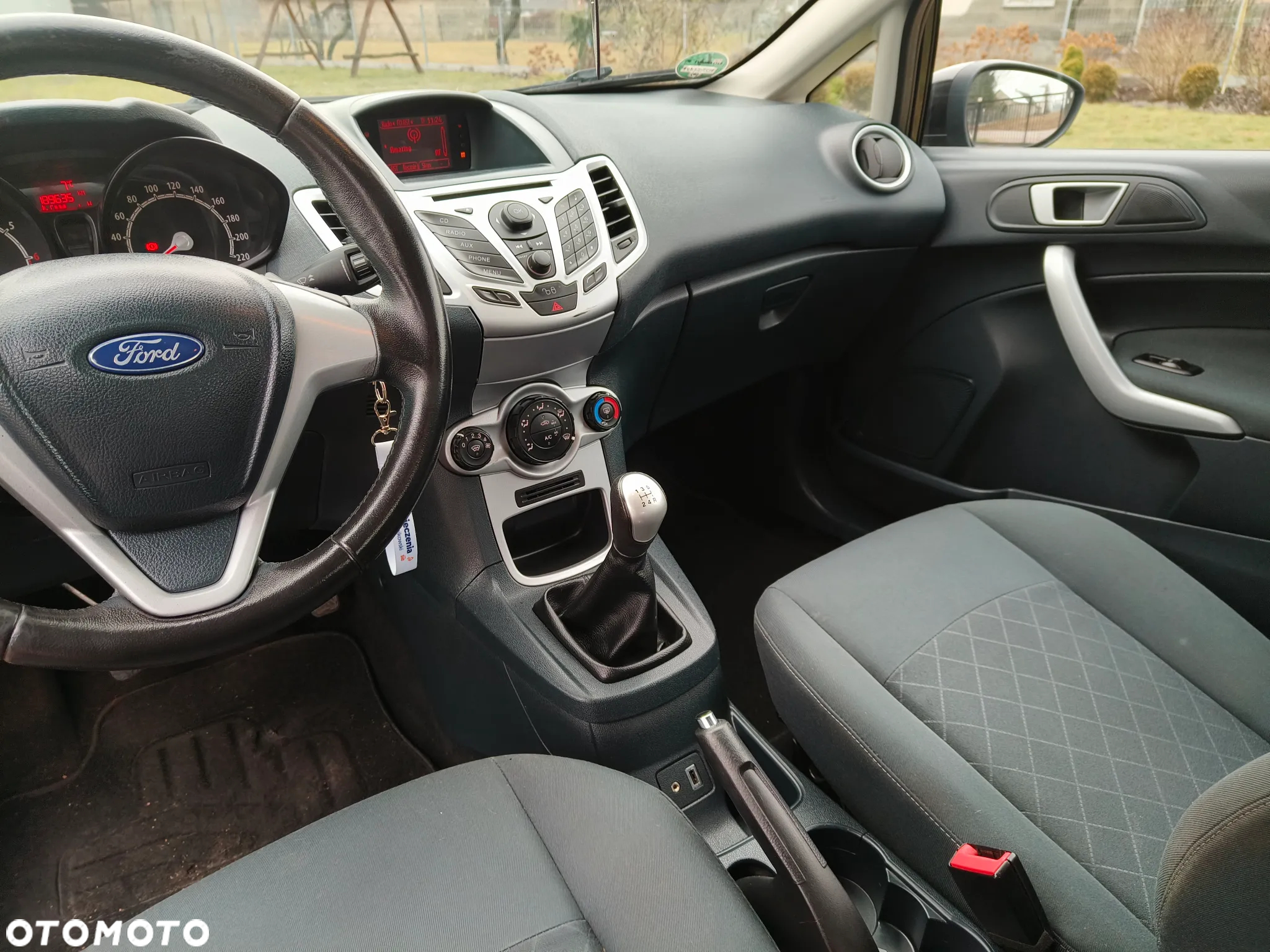Ford Fiesta 1.25 Ghia - 8