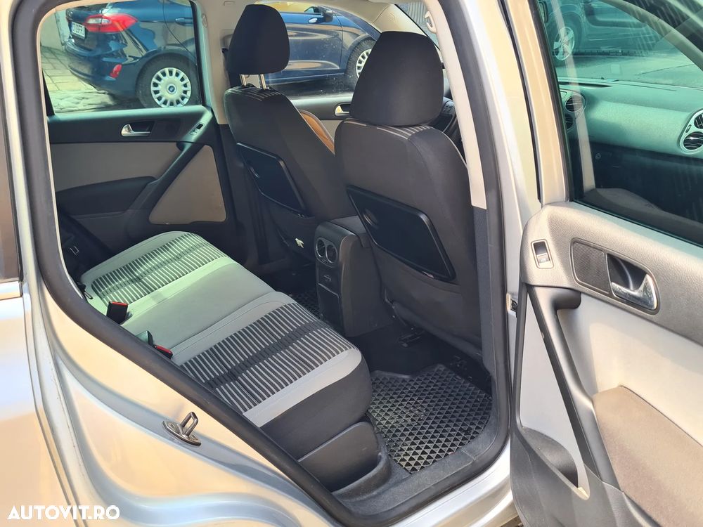 Volkswagen Tiguan - 8
