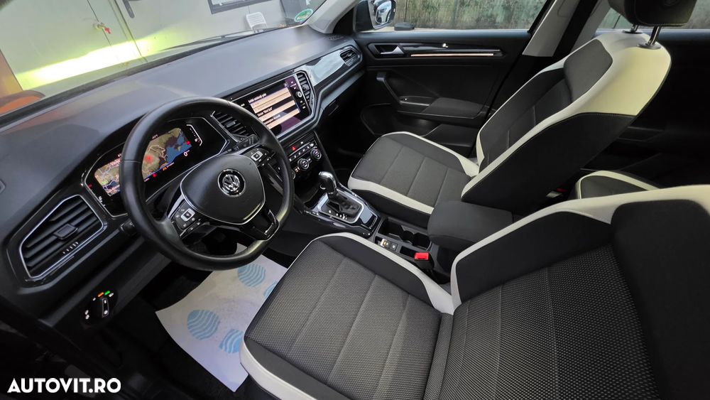 Volkswagen T-Roc 2.0 TDI SCR DSG Sport - 25