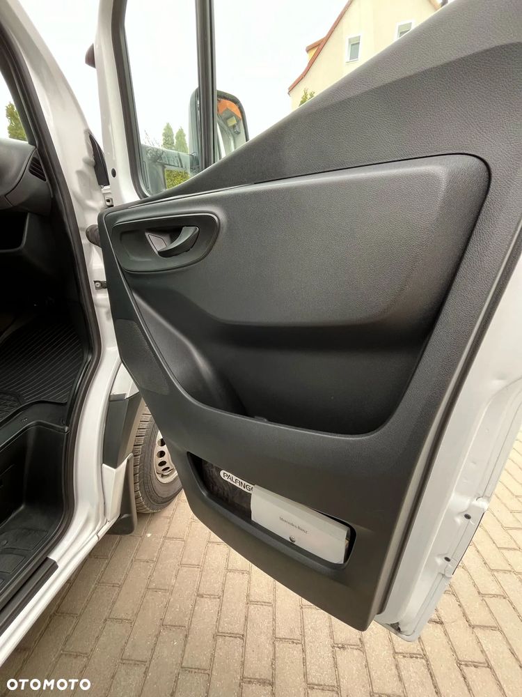 Mercedes-Benz Sprinter 516 - 26