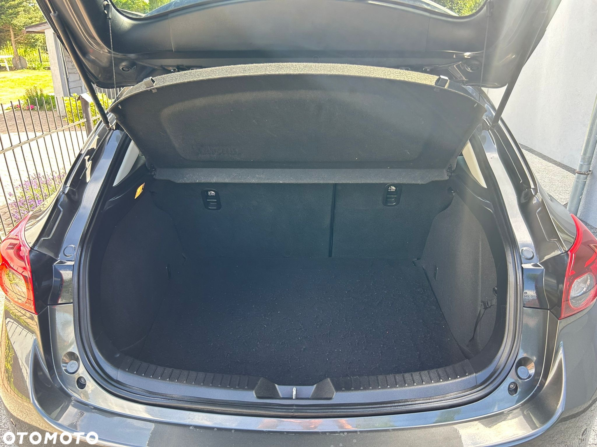 Mazda 3 SKYACTIV-G 120 Center-Line - 14