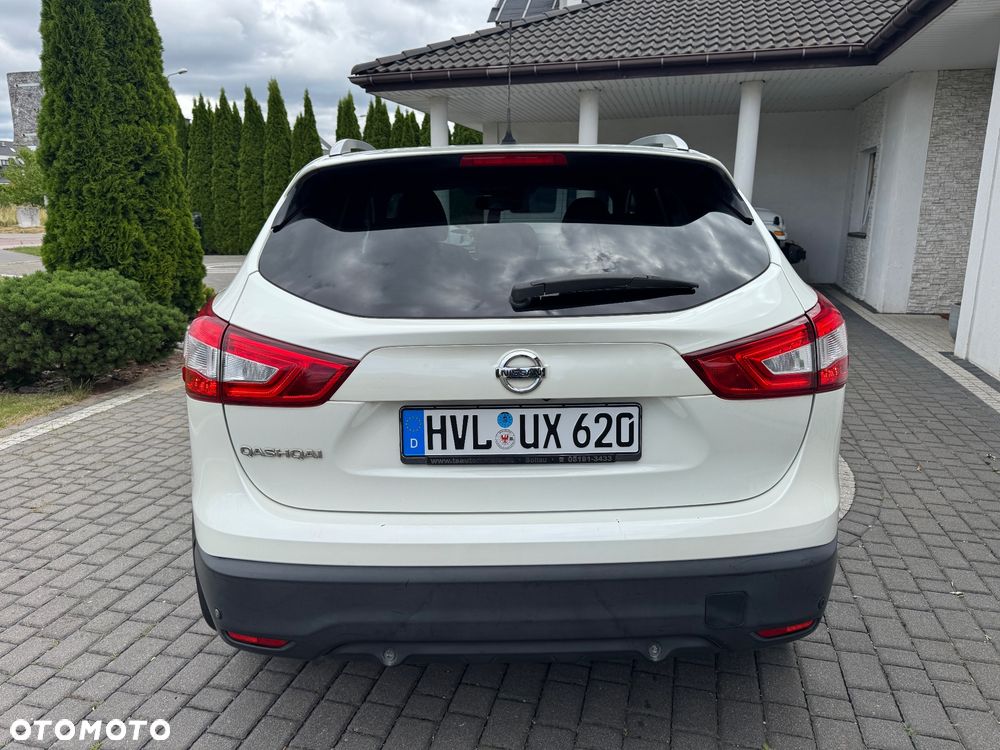 Nissan Qashqai 1.6 DCi Xtronic TEKNA - 5