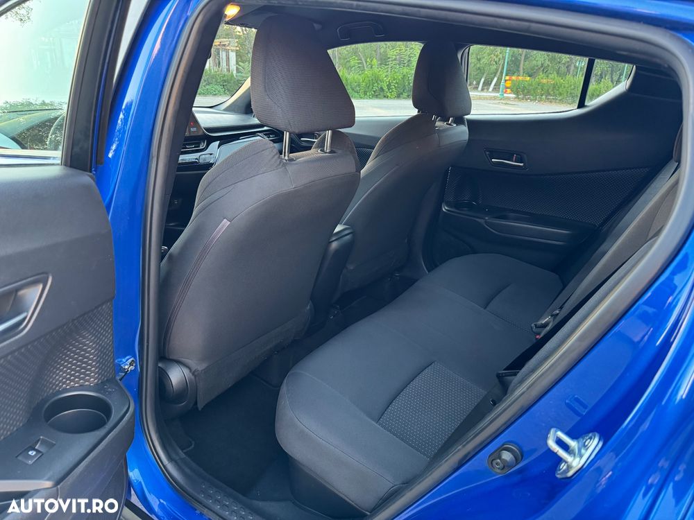 Toyota C-HR 1.8 HSD 4x2 CVT C-ult - 7