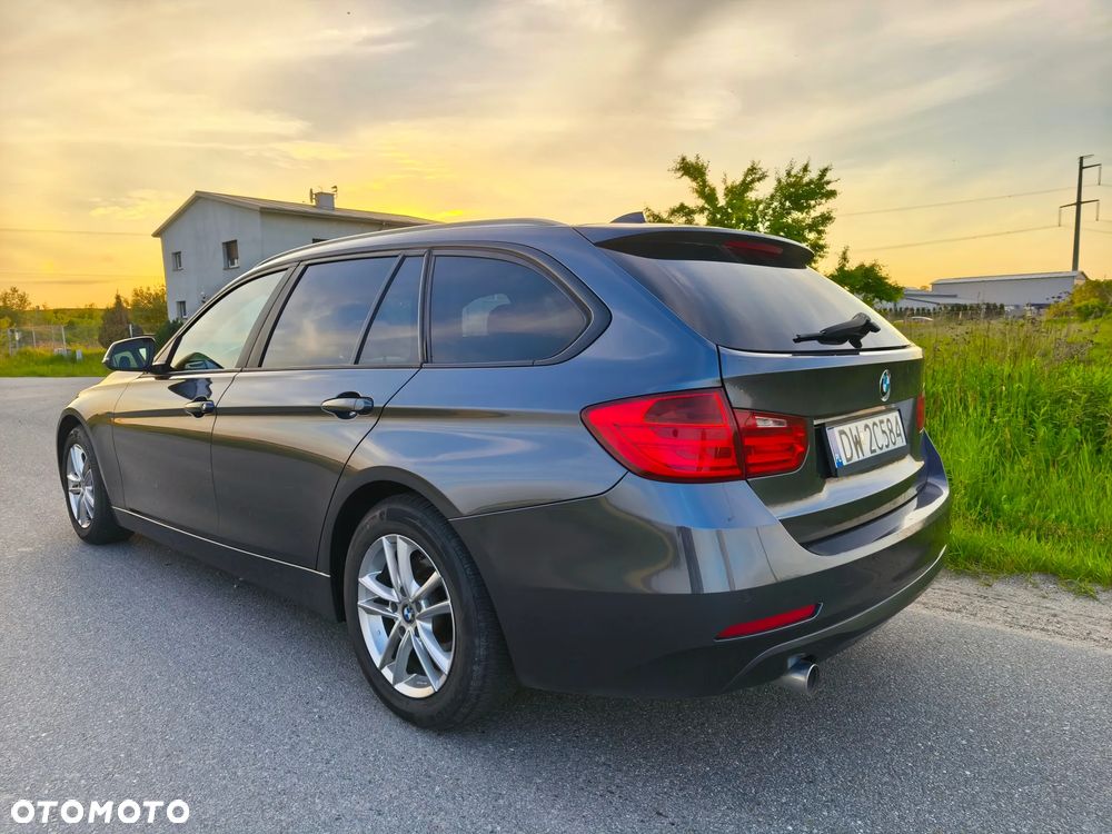 BMW Seria 3 318d DPF - 4