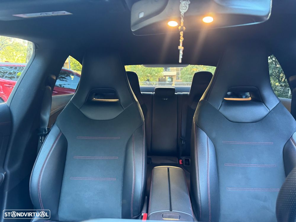 Mercedes-Benz CLA 250 e AMG Line - 8