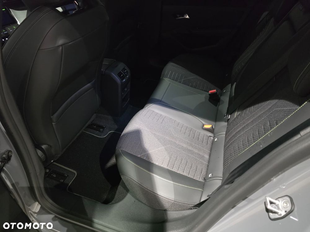 Peugeot 308 Hybrid 136e-DSC6 GT - 10