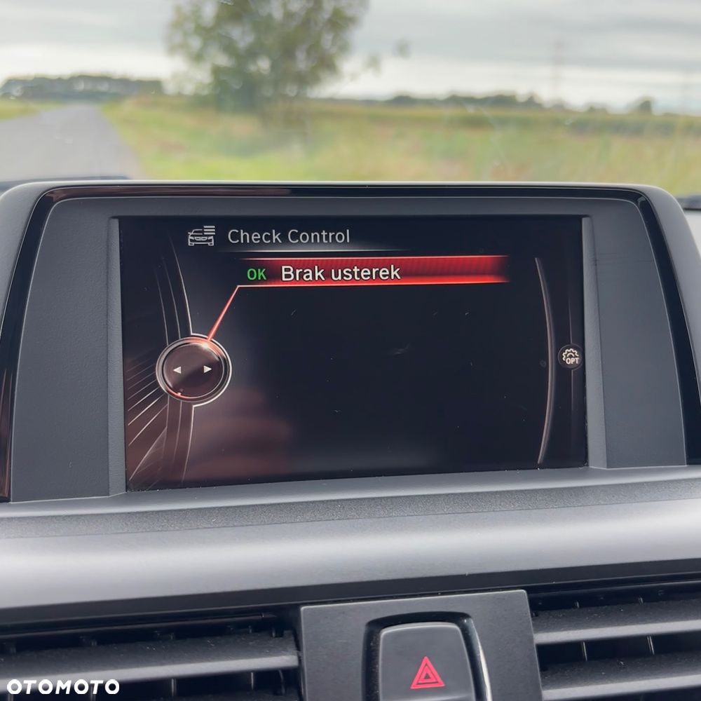 BMW Seria 1 118d Sport Line - 14