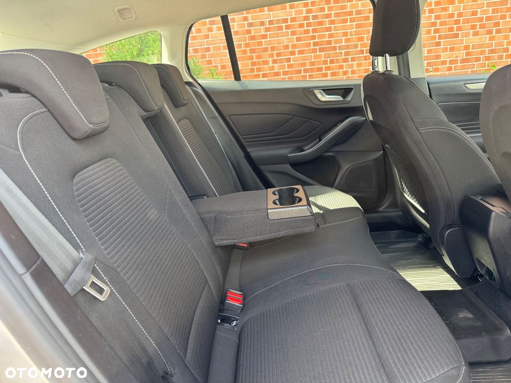 Ford Focus 1.5 EcoBlue SCR Titanium X - 19