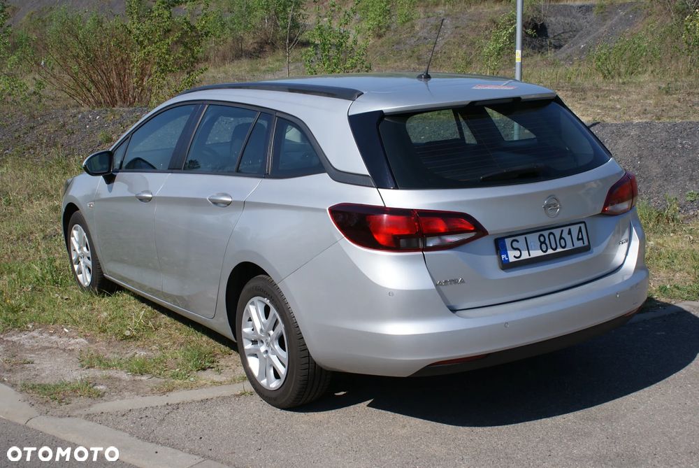 Opel Astra 1.6 CDTI Enjoy - 4