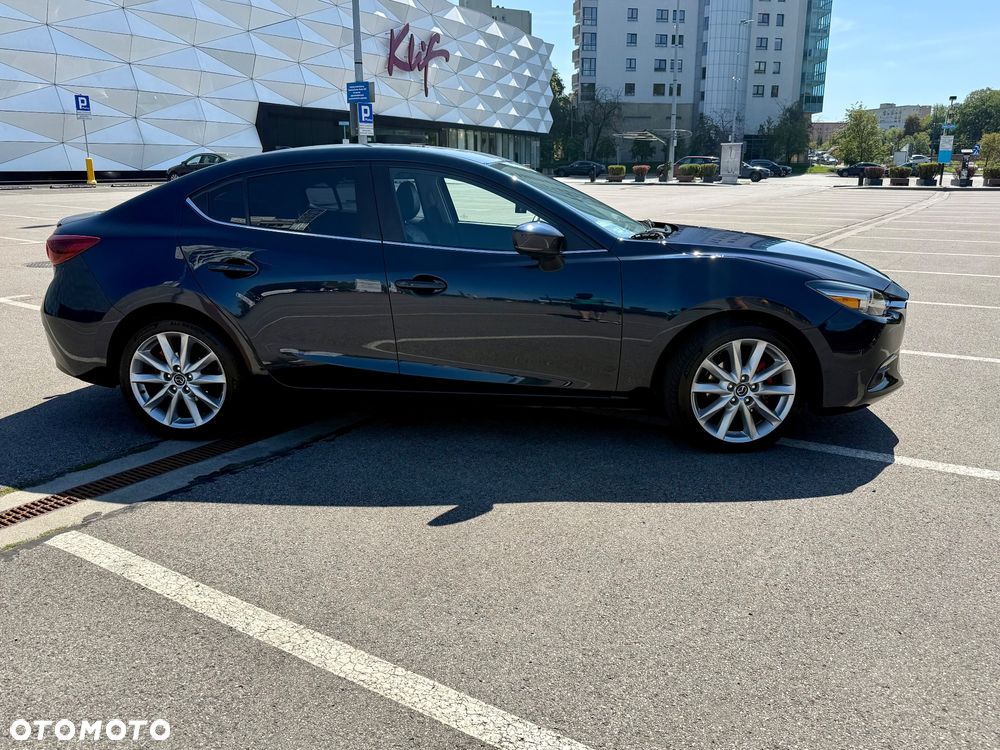 Mazda 3 - 6