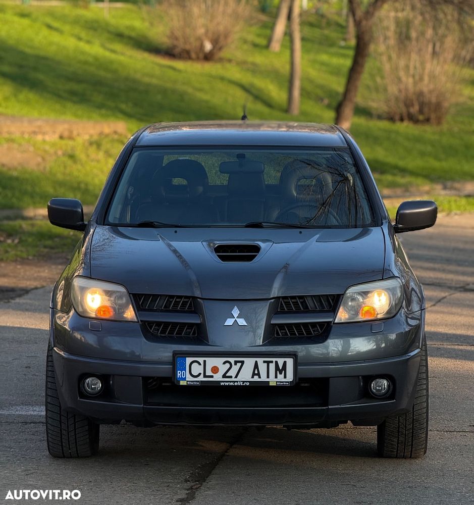Mitsubishi Outlander 2.0 Turbo 4x4 - 2