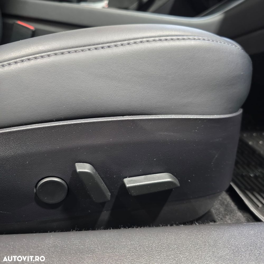 Tesla Model 3 - 20