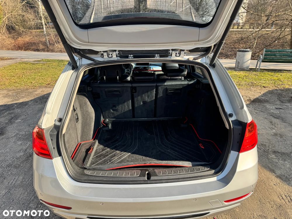 BMW Seria 3 330d - 11