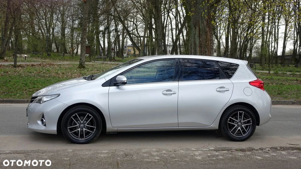 Toyota Auris - 28