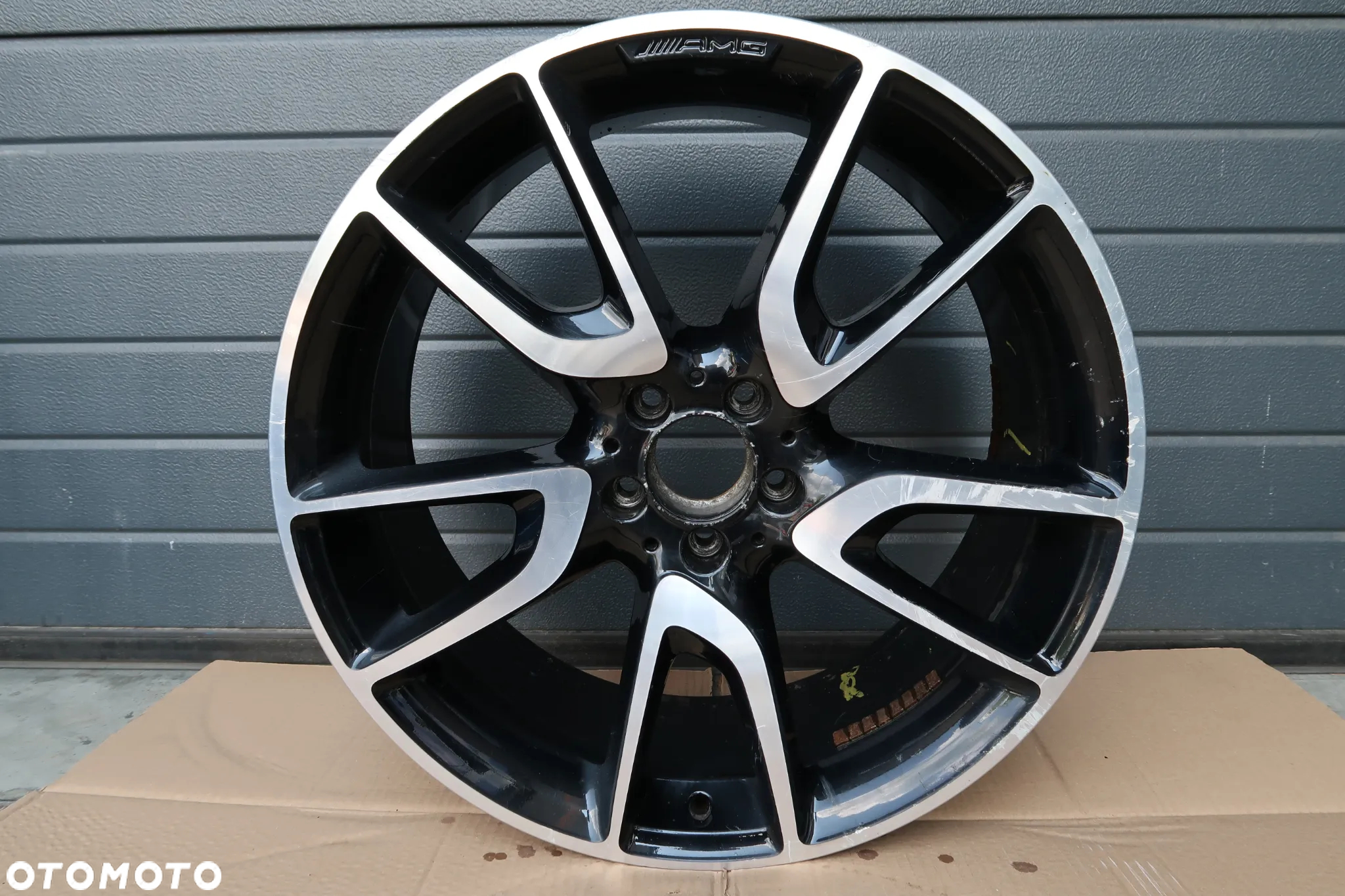 C28 FELGA MERCEDES GLC A2534012000 8,5X21ET40 - 3