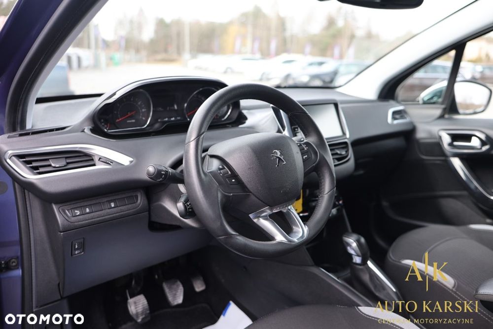 Peugeot 208 - 20