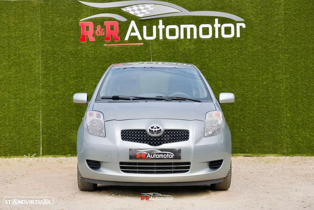 Toyota Yaris 1.4 D-4D Sol+AC - 4