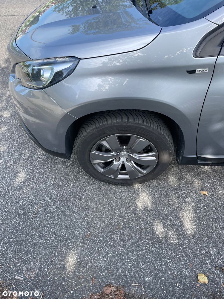 Peugeot 2008 1.2 Pure Tech Style - 10