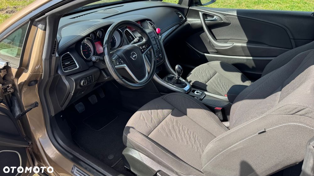 Opel Cascada 1.4 Turbo (ecoFLEX) Start/Stop Edition - 26