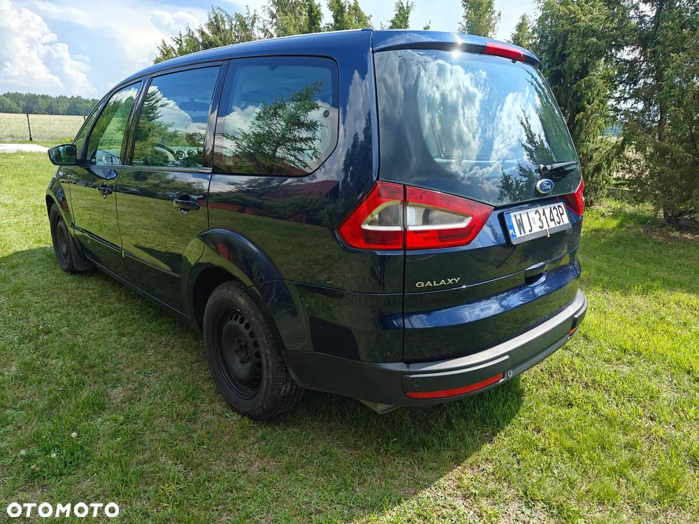Ford Galaxy 1.8 TDCi Ambiente - 6