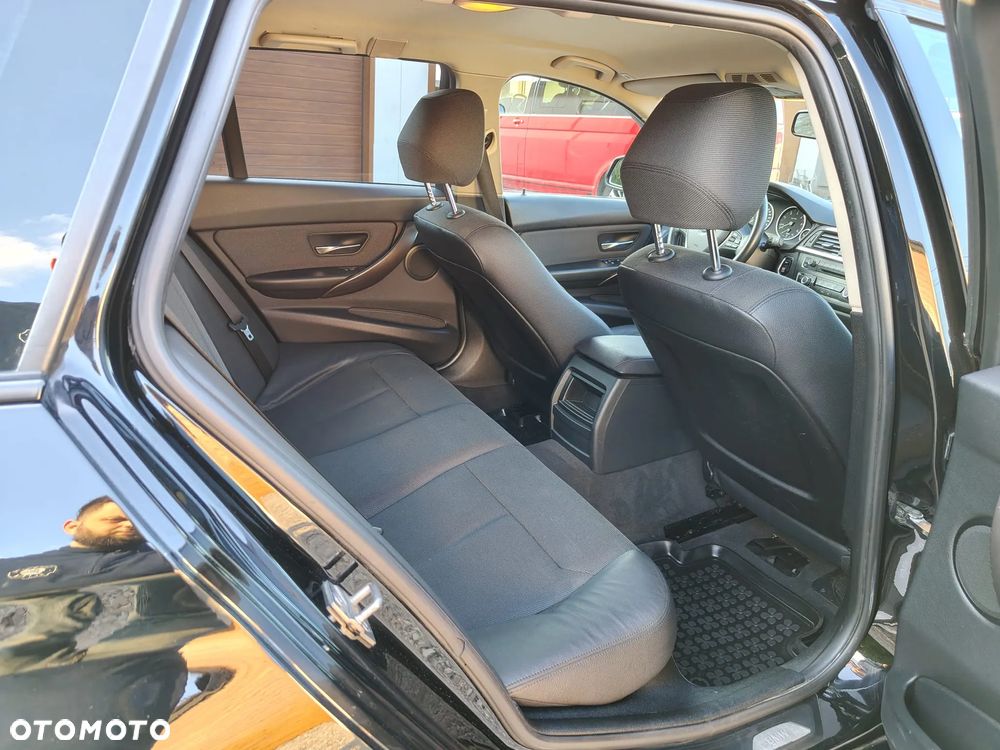 BMW Seria 3 318d Modern Line - 15