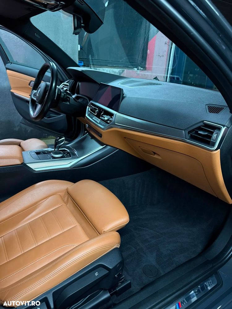 BMW Seria 3 330i xDrive AT - 4