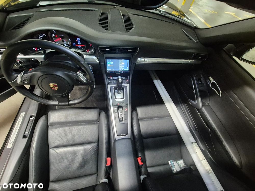 Porsche 911 Carrera S PDK 50 Jahre - 32