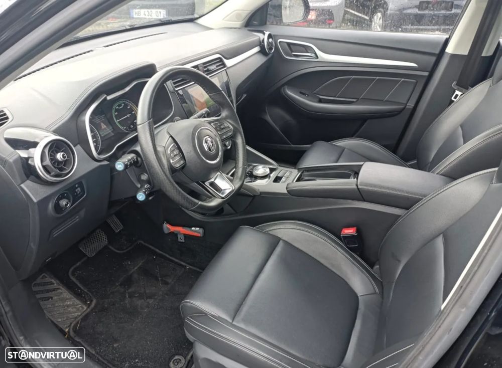 MG ZS EV 44.5 kWh Luxury - 20