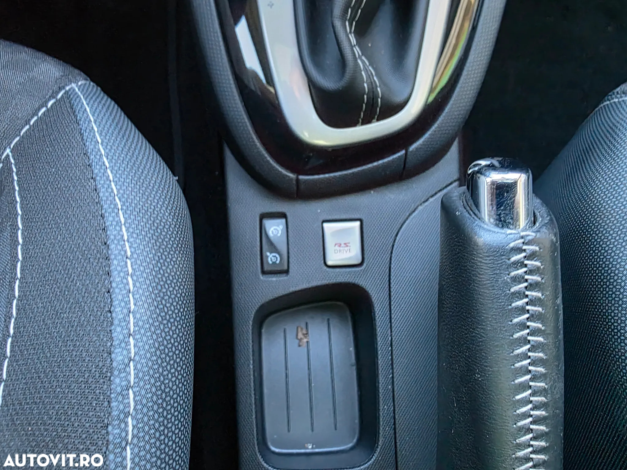 Renault Clio ENERGY TCe 120 EDC GT - 17