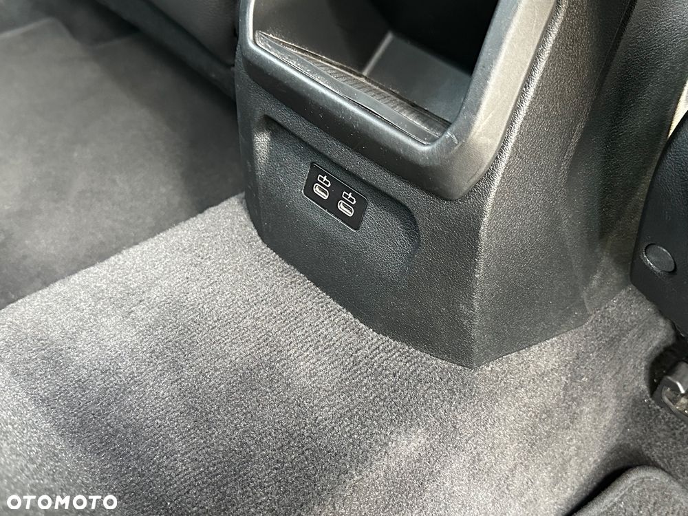 BMW Seria 2 220i GT M Sport sport - 39