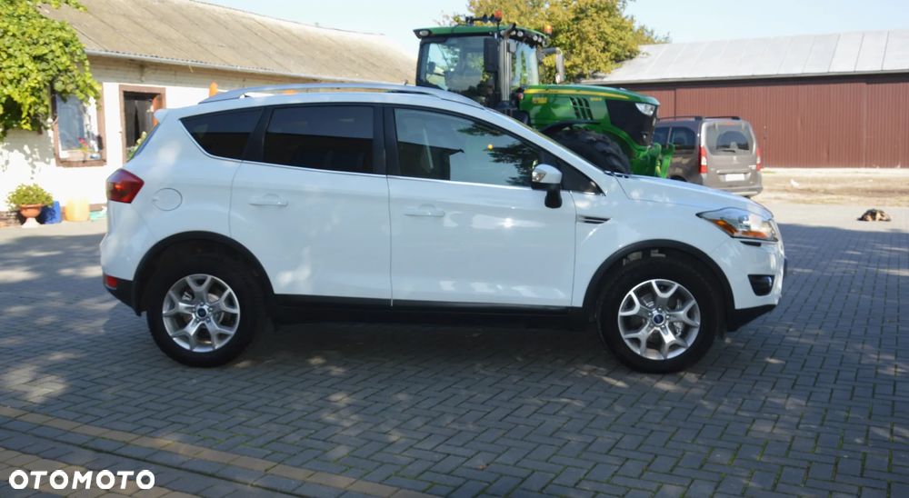 Ford Kuga - 9
