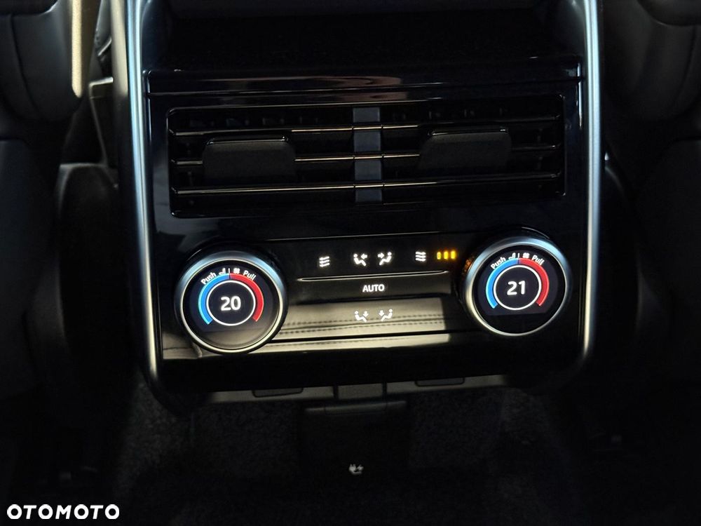 Land Rover Range Rover D350 Autobiography - 11