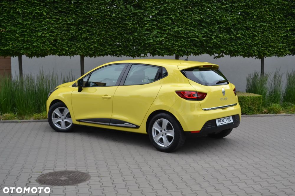 Renault Clio - 7