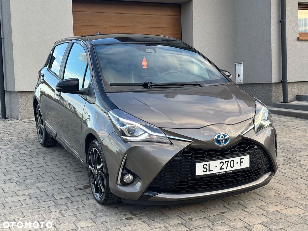 Toyota Yaris 2018 photo 2