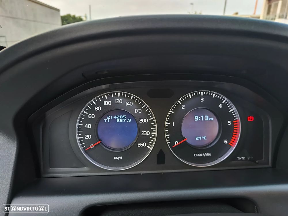Volvo XC 60 D5 Summum - 9