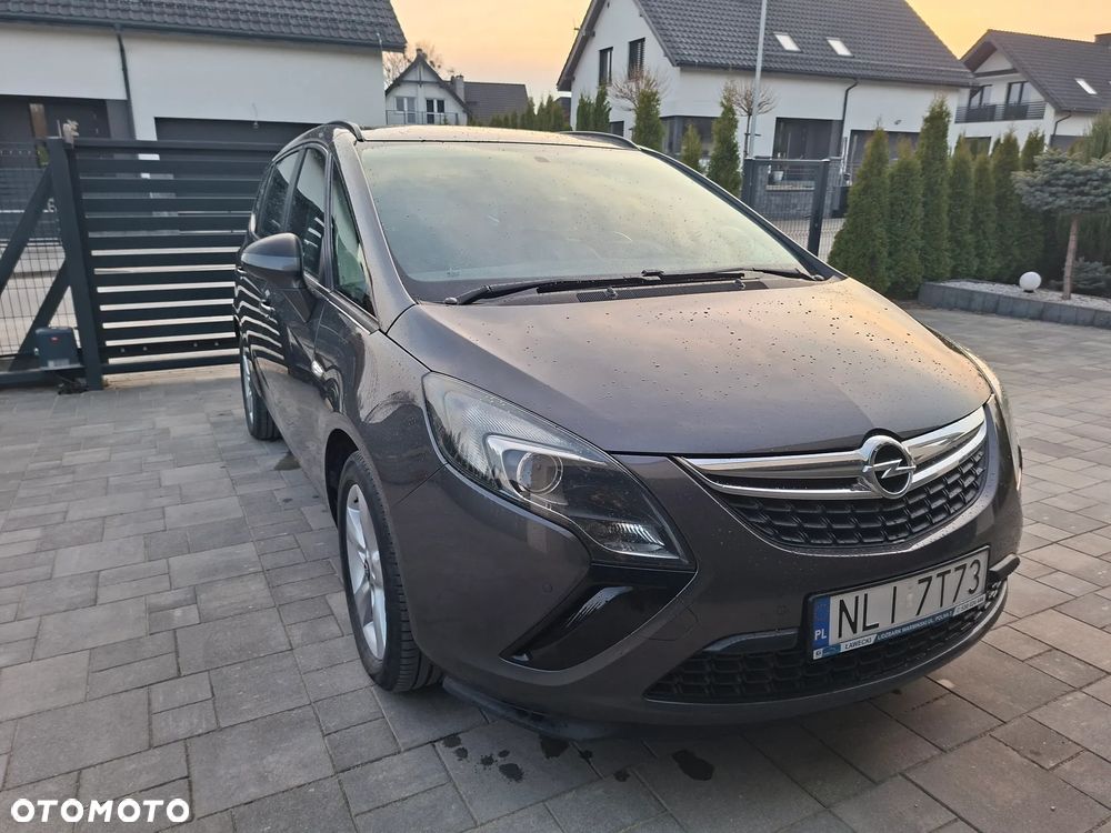 Opel Zafira - 1