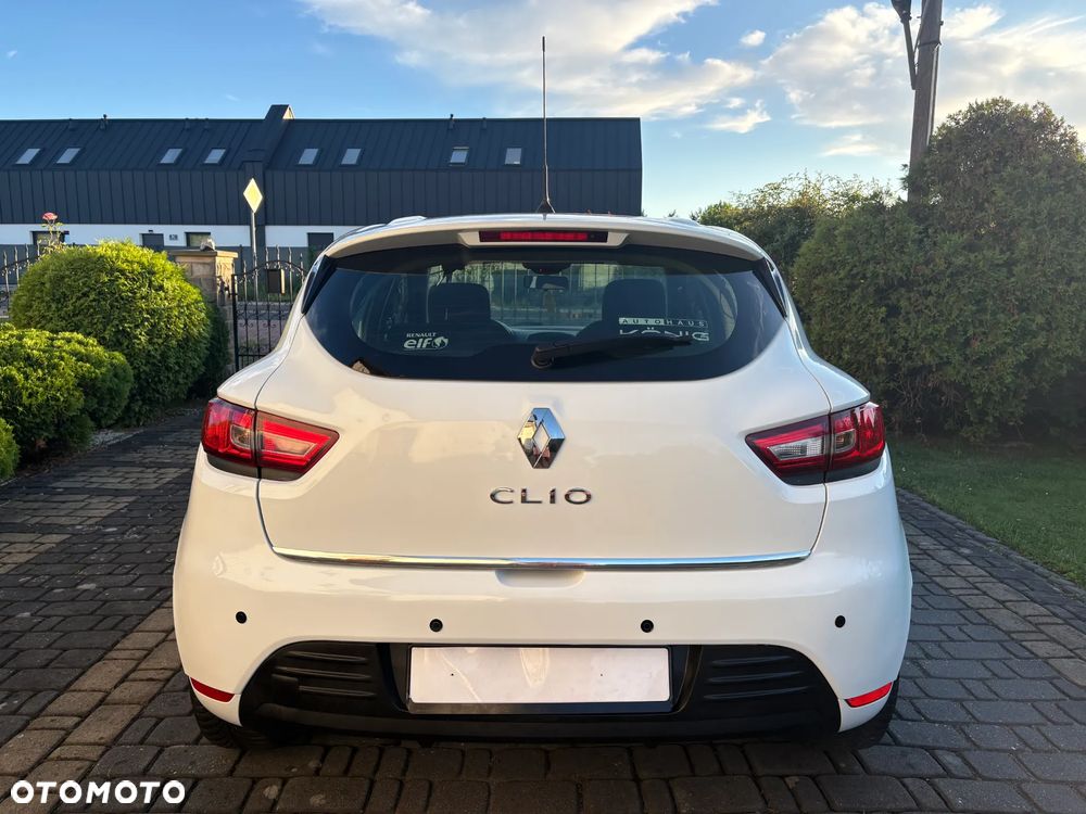 Renault Clio - 6