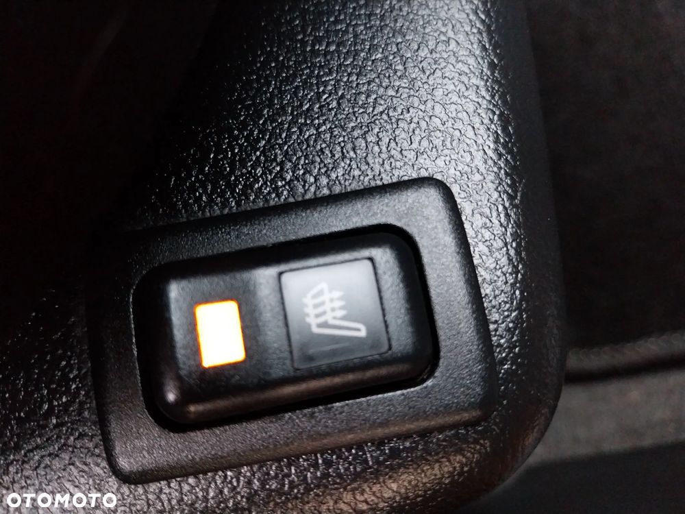 Mazda 2 1.3 Exclusive - 24