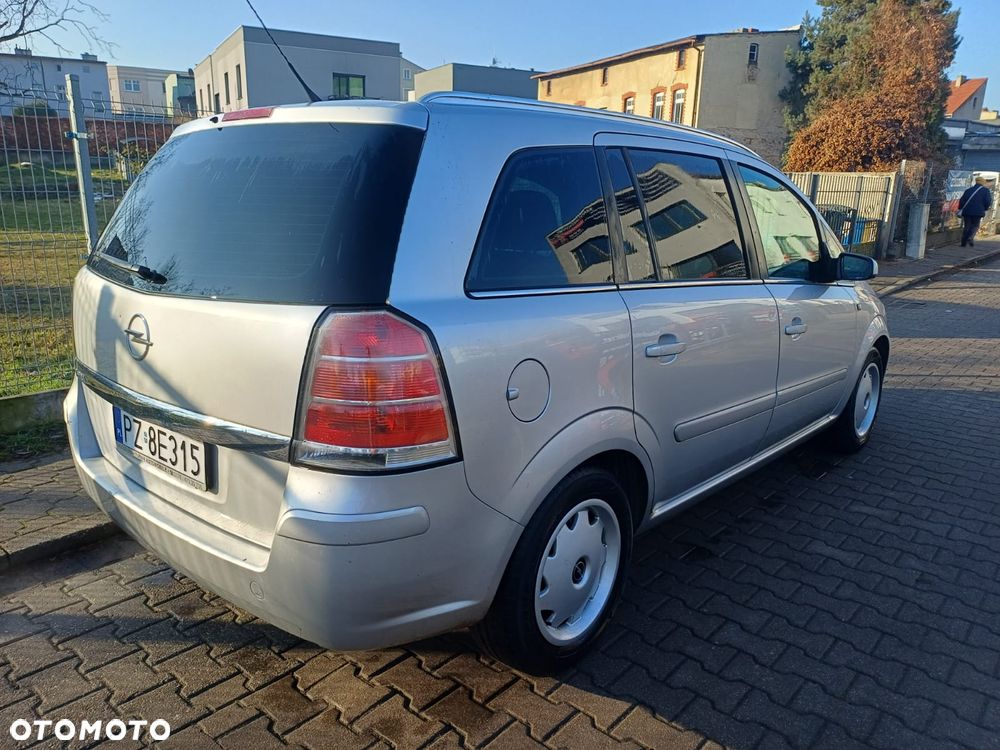 Opel Zafira 1.6 First Edition - 4