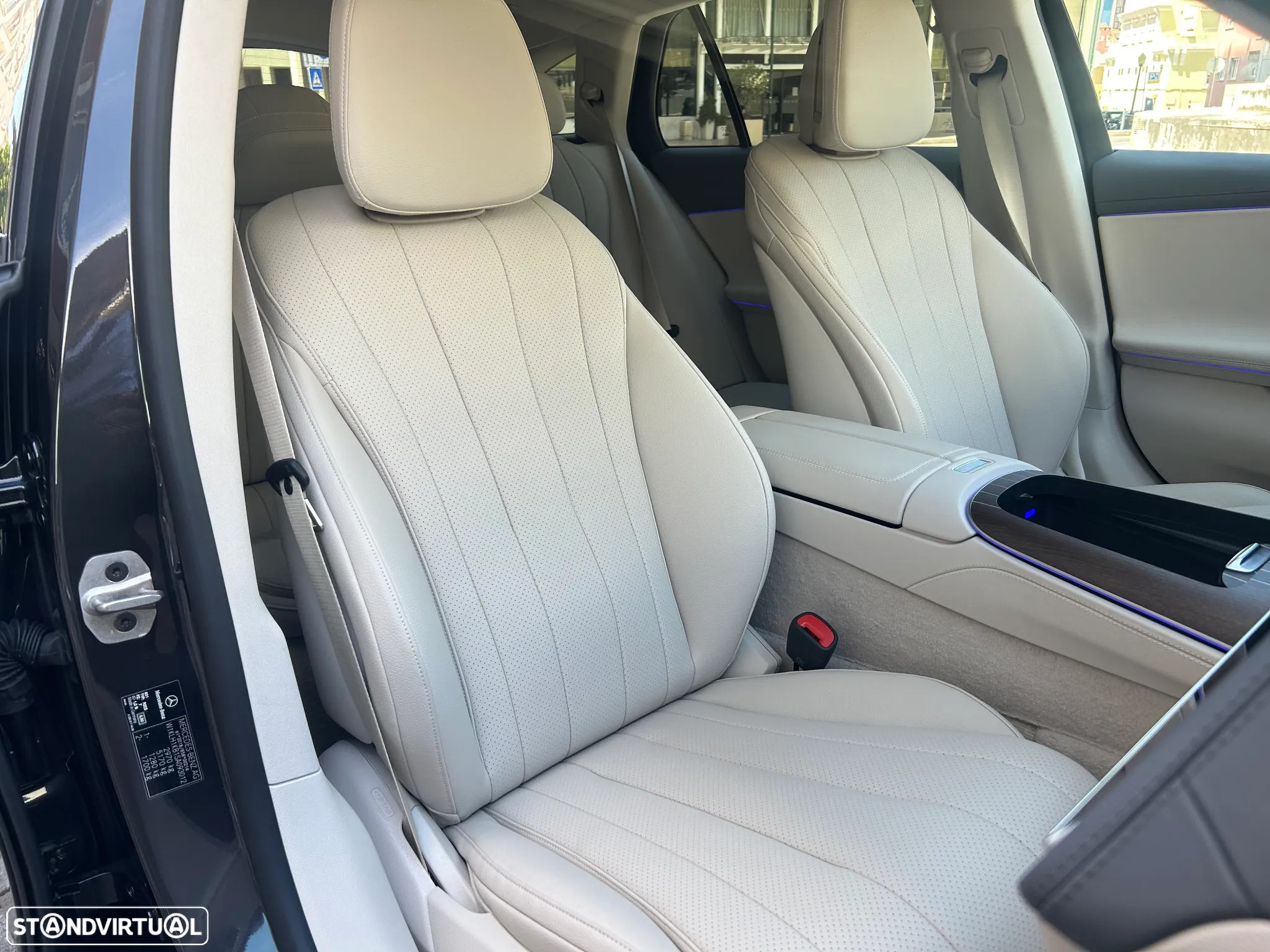 Mercedes-Benz E 300 de 4Matic All-Terrain - 7