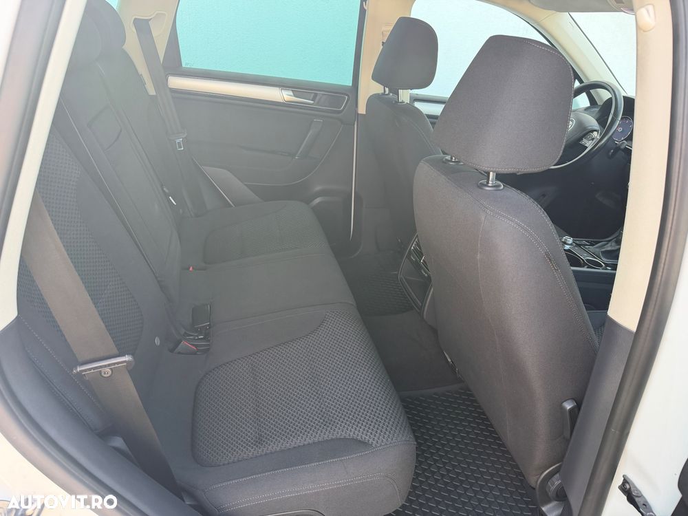 Volkswagen Touareg 3.0 V6 TDI SCR Blue Motion DPF Automatik - 14