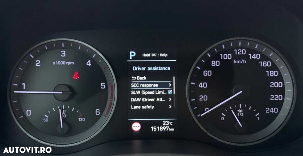 Hyundai Tucson 2.0 CRDI 4WD 8AT Premium - 35