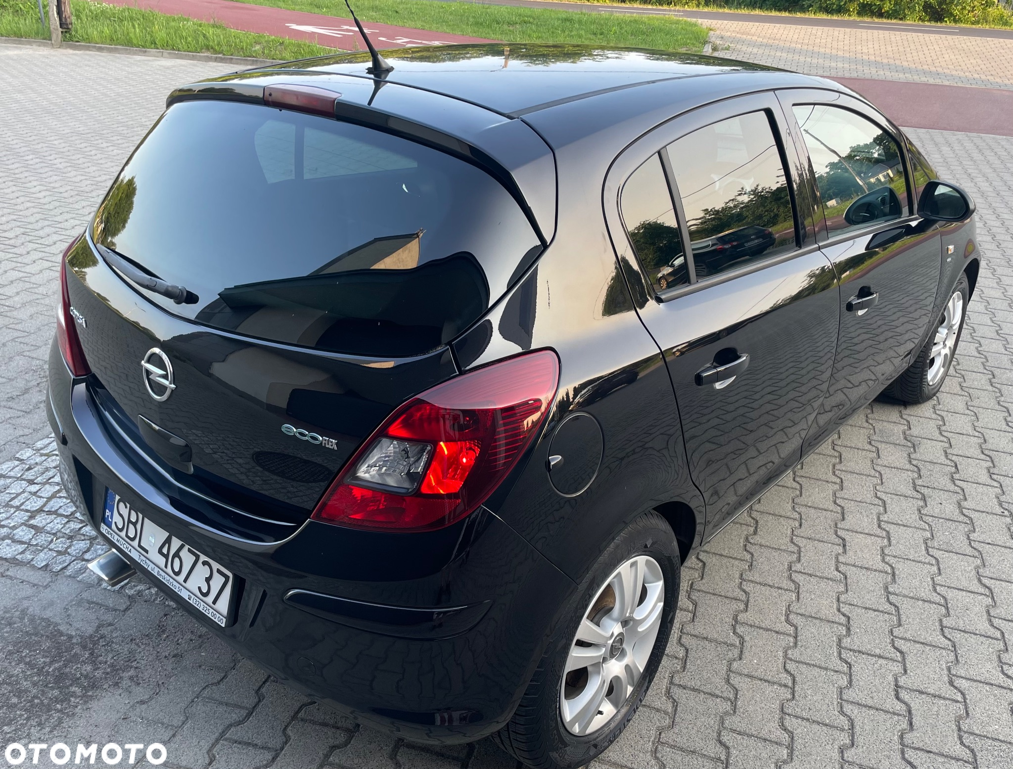 Opel Corsa 1.2 16V Cosmo - 6