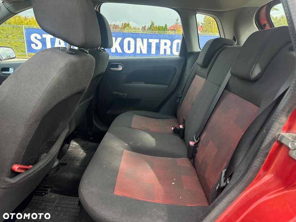 Ford Fiesta 1.4 Fun - 8
