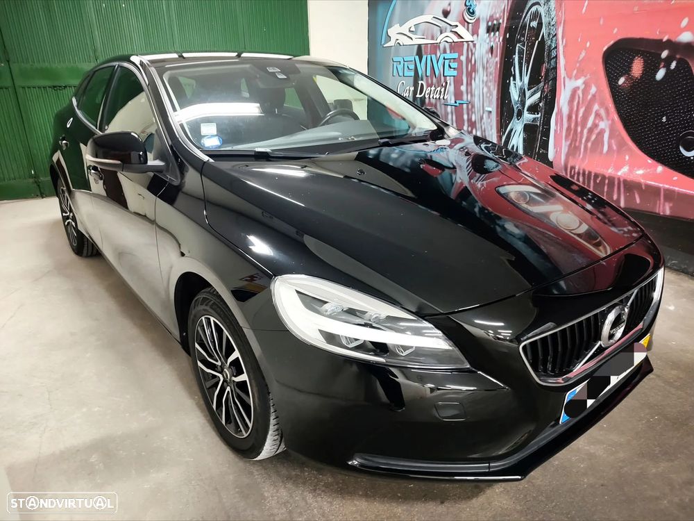 Volvo V40 1.5 T3 Sport Edition Geartronic - 1