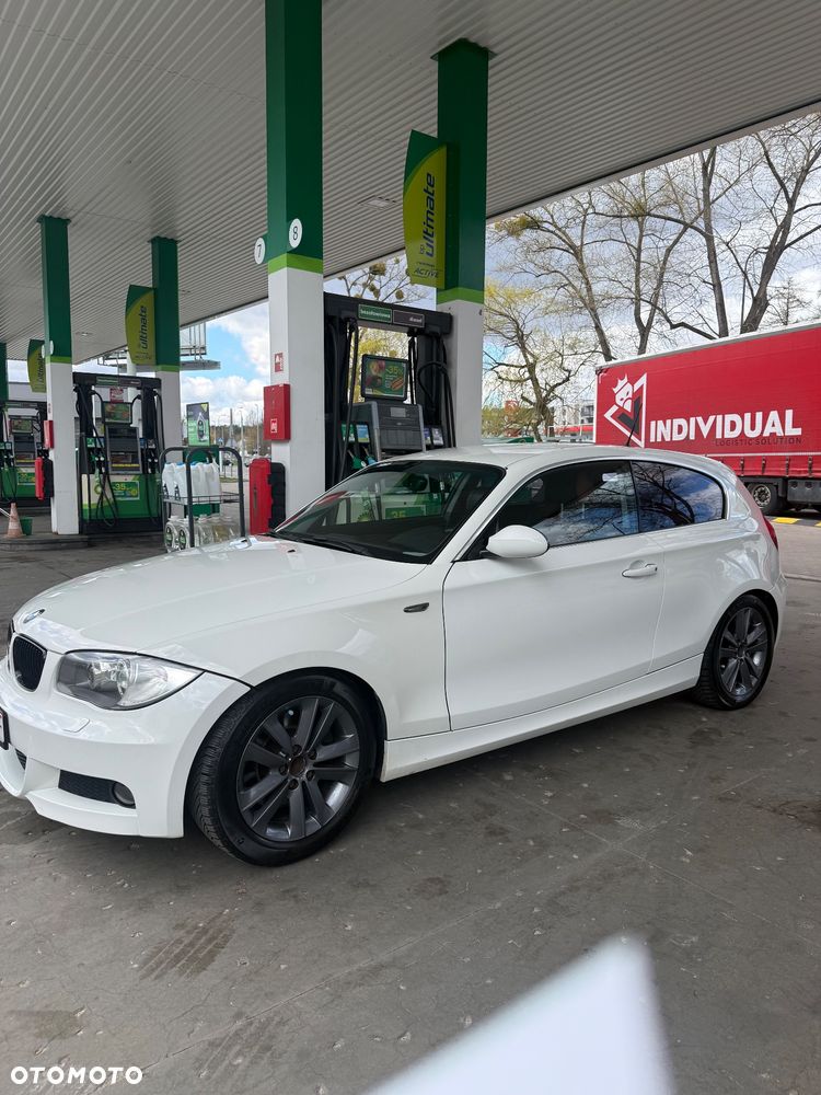 BMW Seria 1 123d - 2